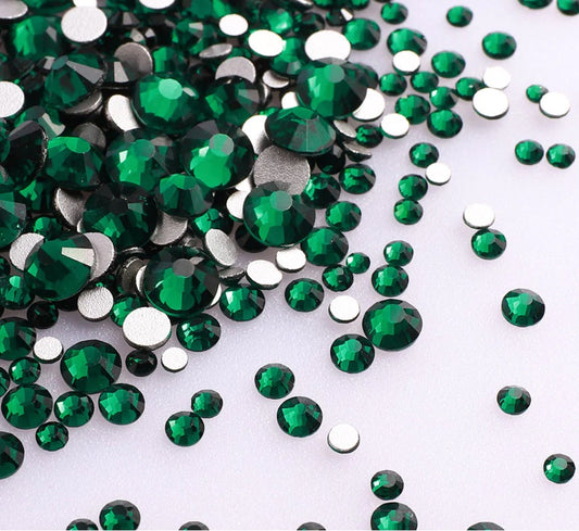 FCA Emerald Glass FlatBack Rhinestones